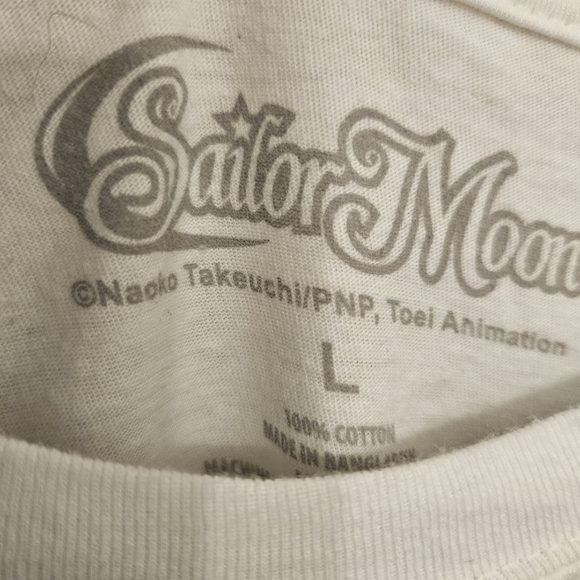 Sailor Moon Graphic T-Shirt - Picture 3 of 3